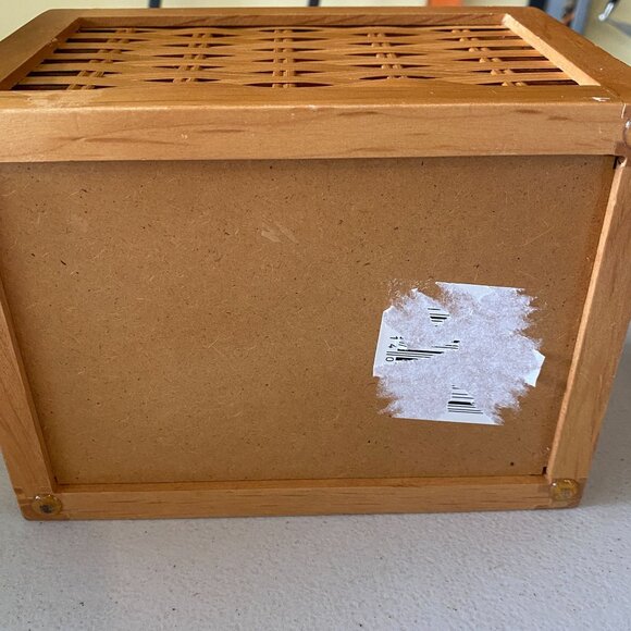 Wooden woven recipe box trinket box dresser tabletop box basket weave - Picture 10 of 10